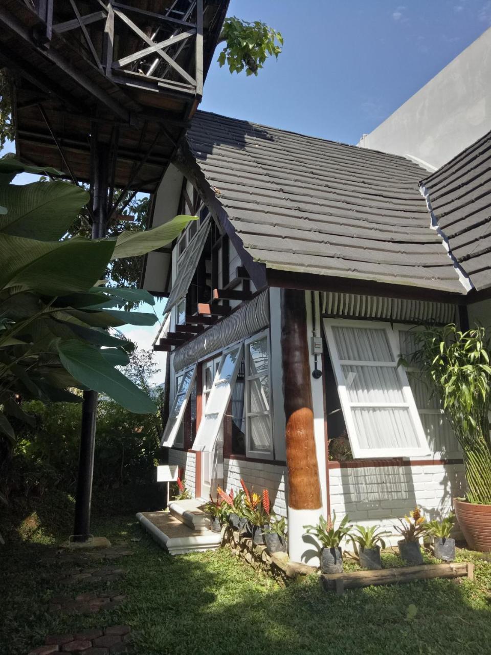 בוקיטינגי Rumah Pakankamih מראה חיצוני תמונה